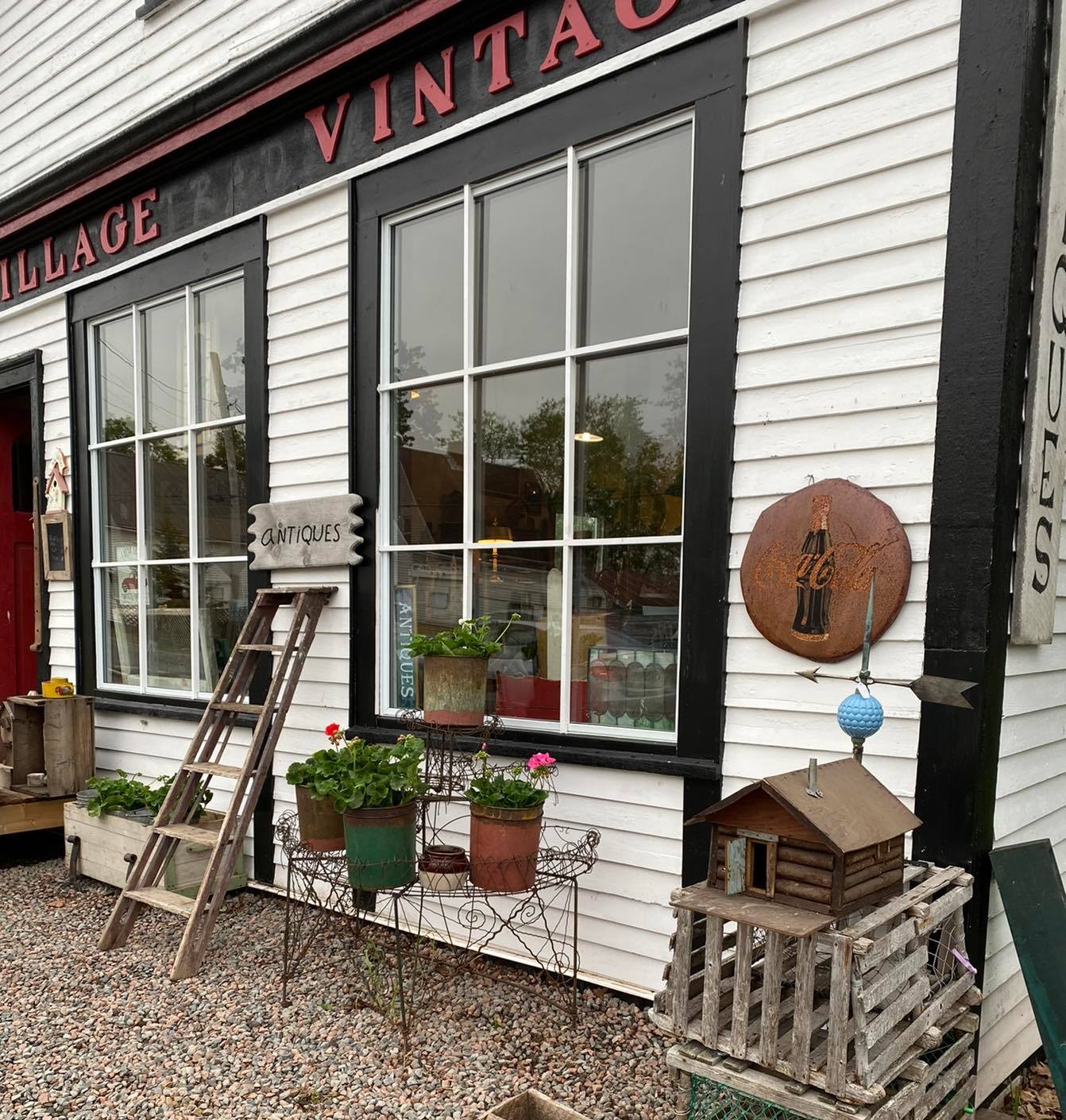 Clair's Classics Antiques